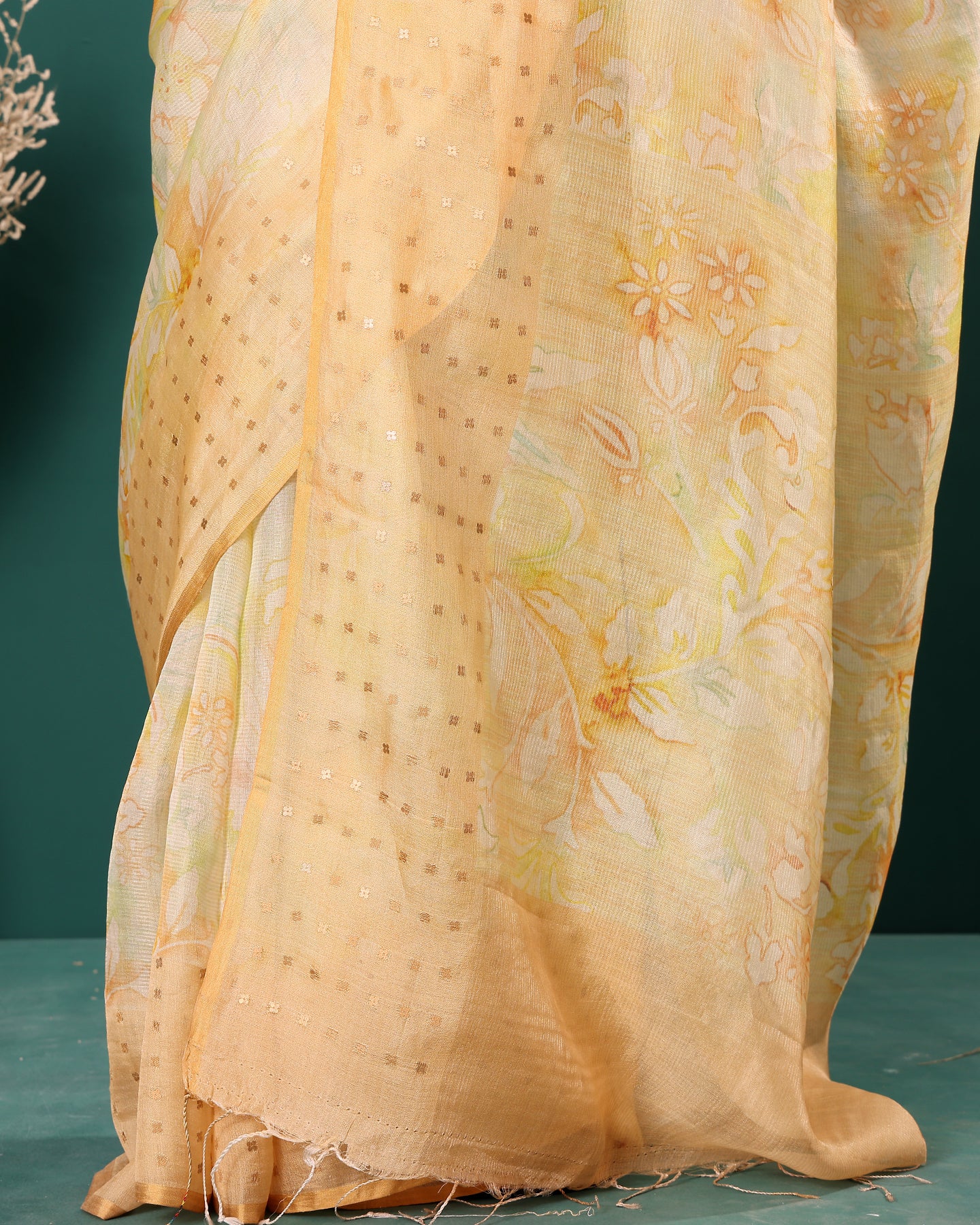 Handwoven Tissue Moonga Floral Silk Saree