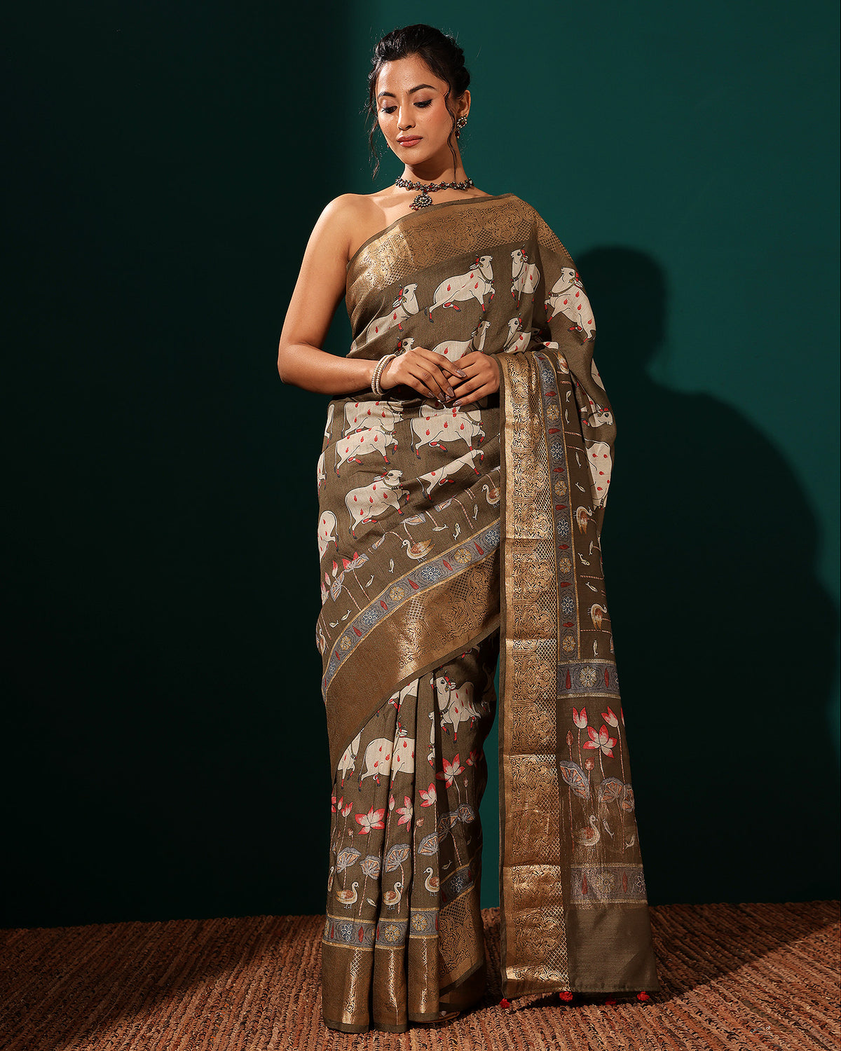 Pichwai Moonga Woven Saree