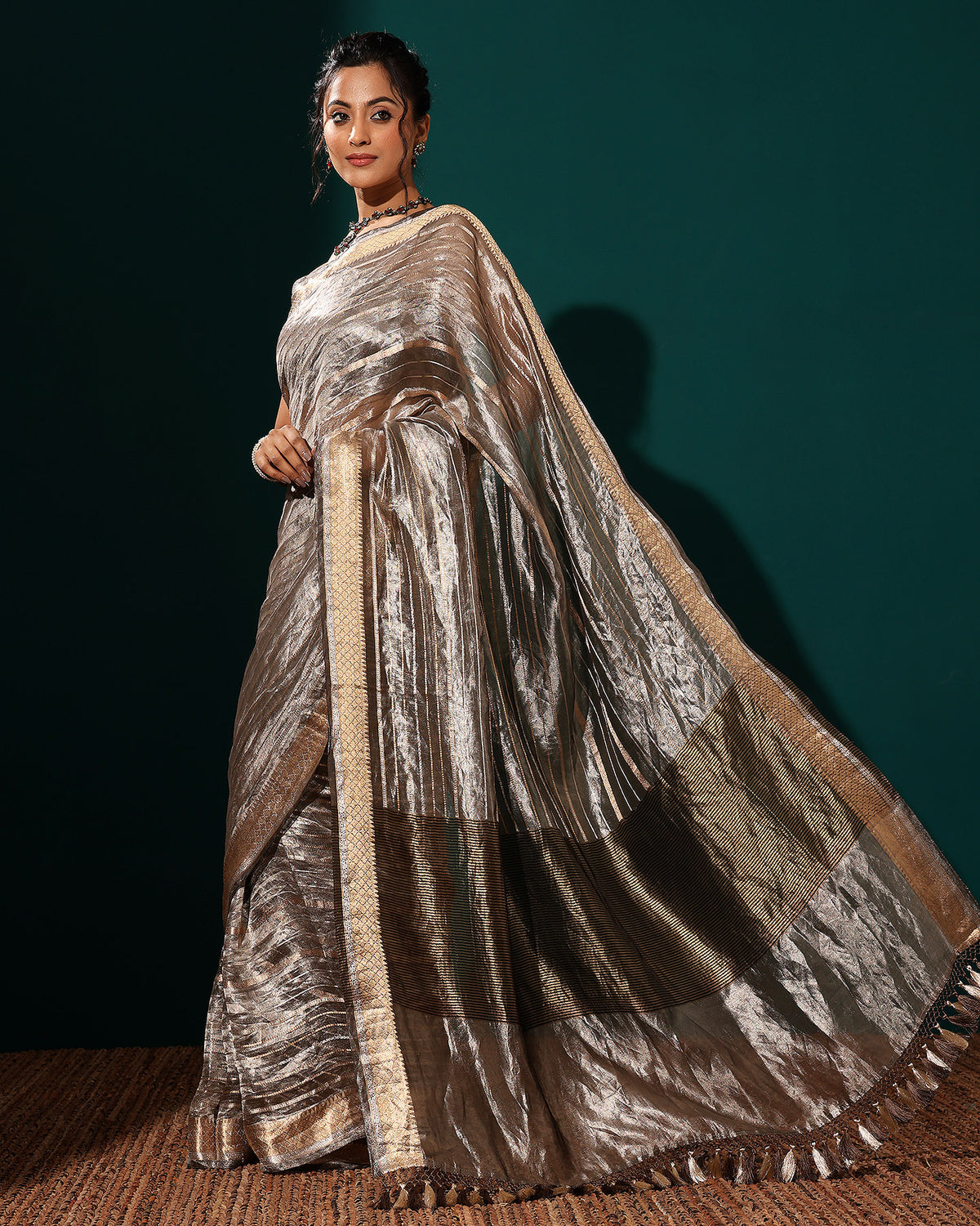 Handloom Silver Silk Saree