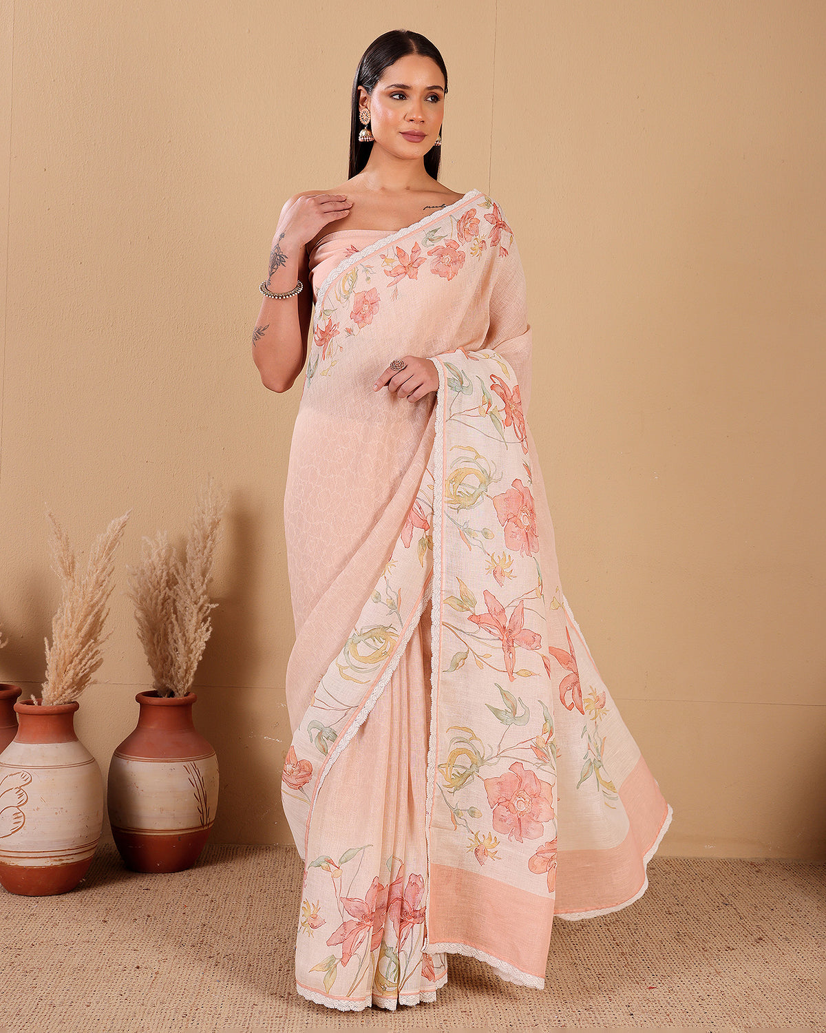 Linen Saree with Floral Print & Lace Detailing