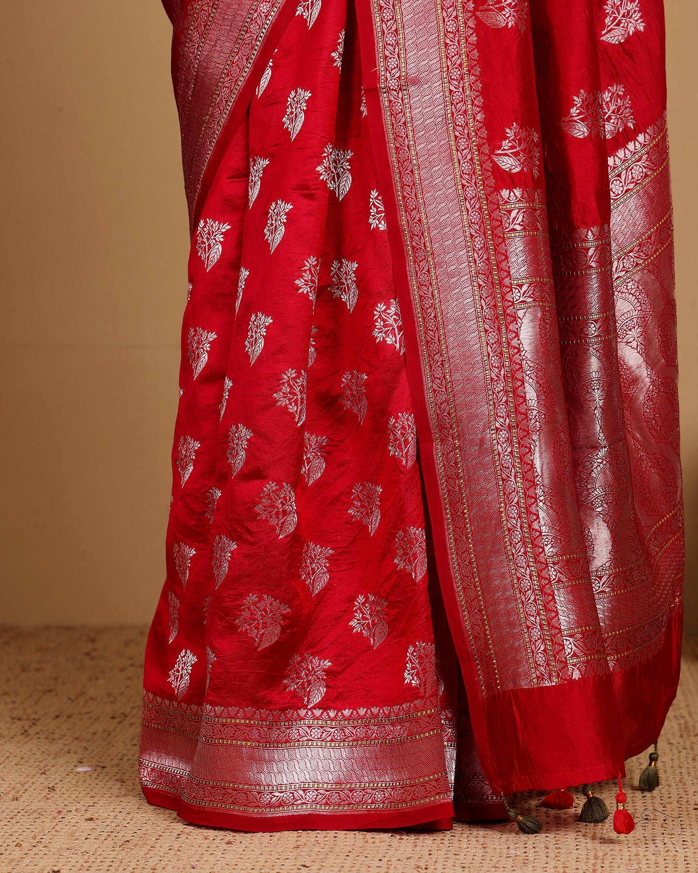 WOVEN RED KATAN SILK SAREE