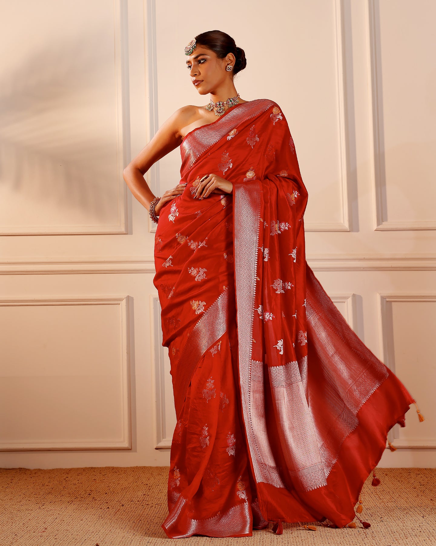 Red Woven Meenadar Booti Silk Saree
